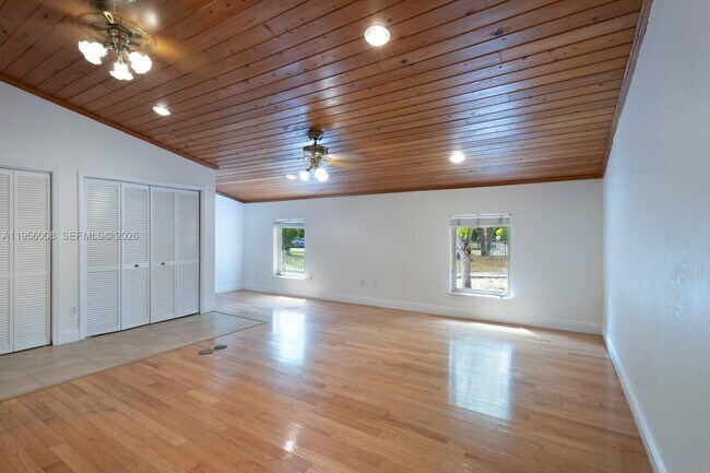 Building Photo - 6551 SW 126th St