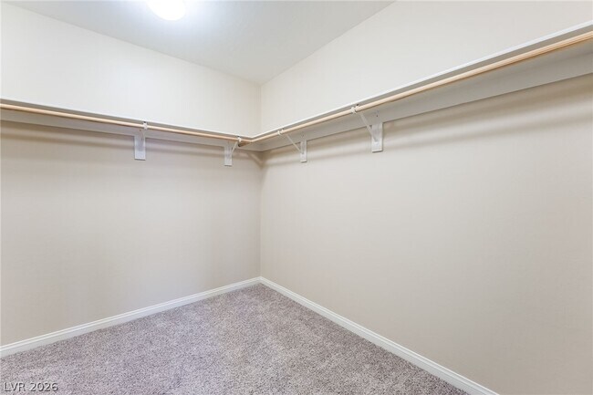 Building Photo - 121 Pictor Ave