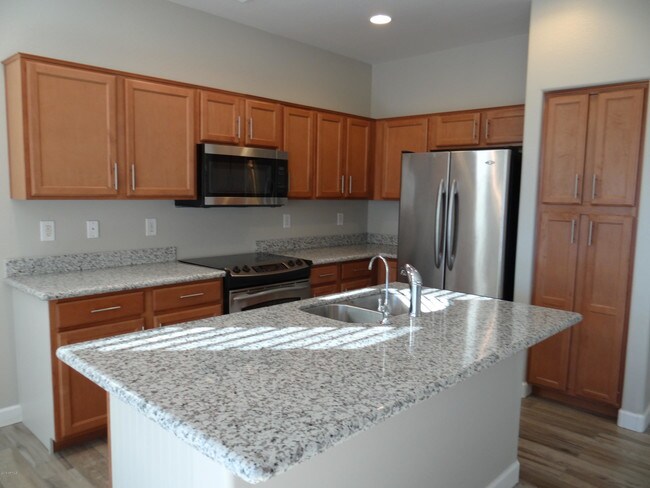 Building Photo - 10331 W Carlota Ln