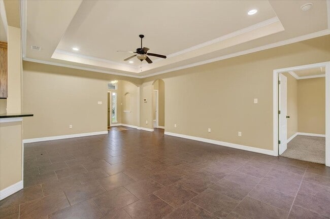 Building Photo - 6905 Anastasia Dr