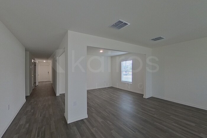 Building Photo - 21262 Quesada Ave