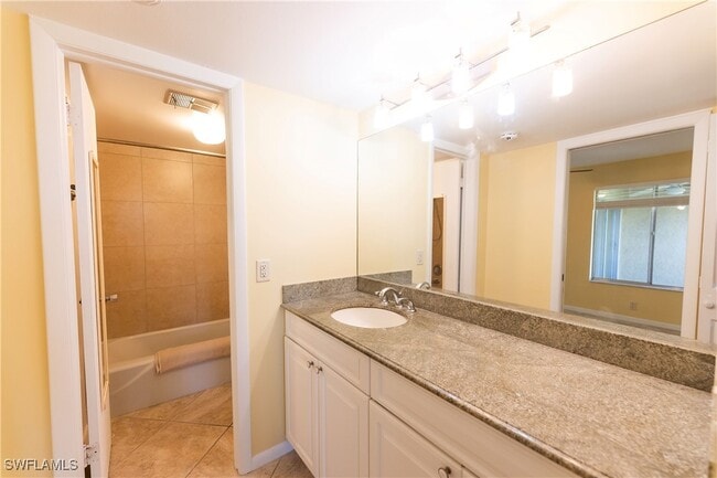 Building Photo - 3655 Boca Ciega Dr