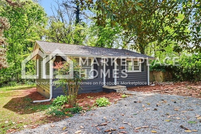 Building Photo - 5944 Gum Dr SE