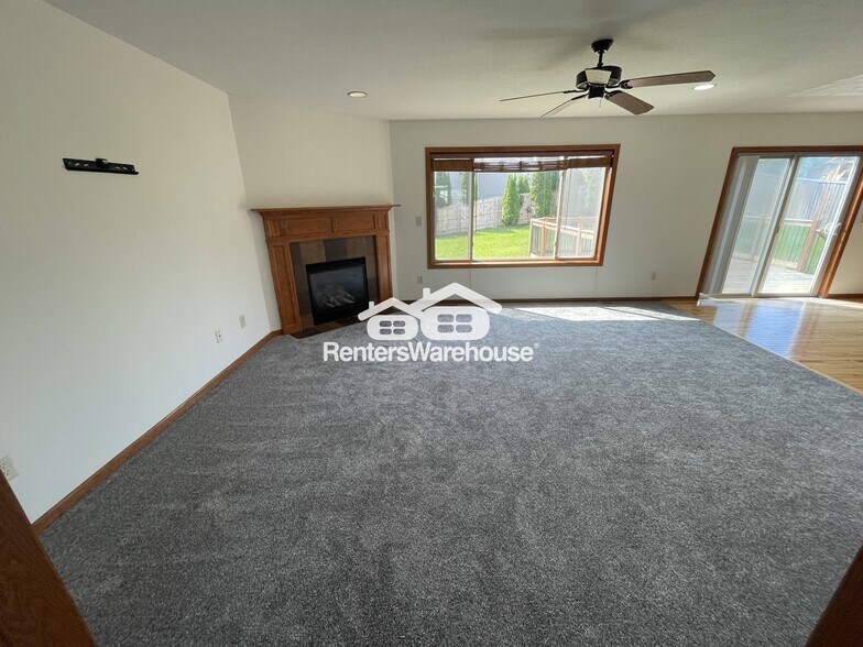 Building Photo - 6311 Fairway Dr NW