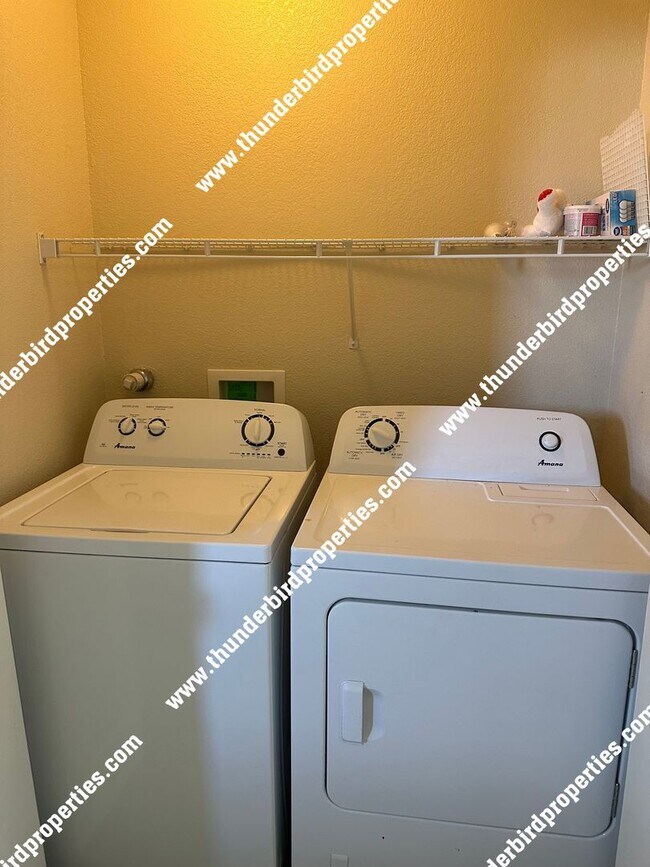 Building Photo - $500 off first months rent!!  Gated community near the base with refrigerated air