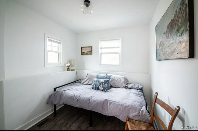 Third bedroom with closet/ could be office or walk-in closet. - 309 E Brookland Park Blvd