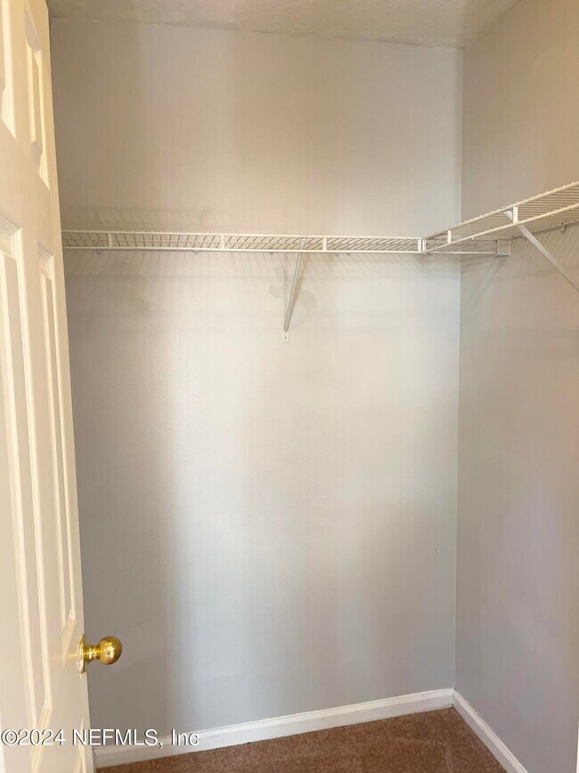 Building Photo - 4734 Playpen Dr