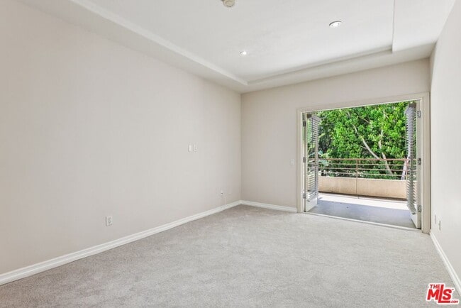 Building Photo - 14290 Dickens St