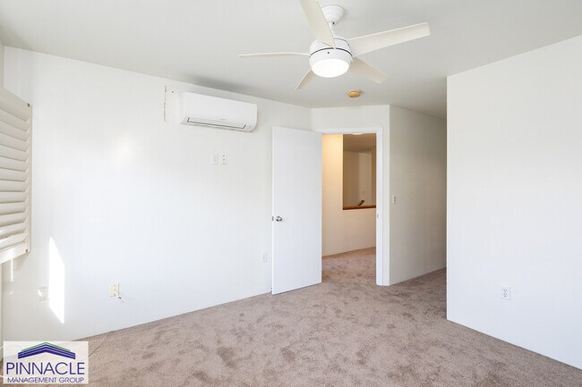 Building Photo - 92-1539 Aliinui Dr. #5G