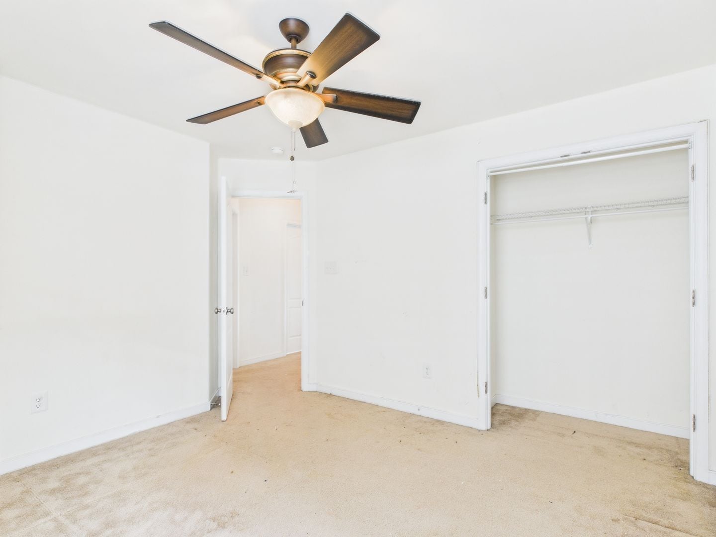 Building Photo - 9443 Rutlandshire Dr