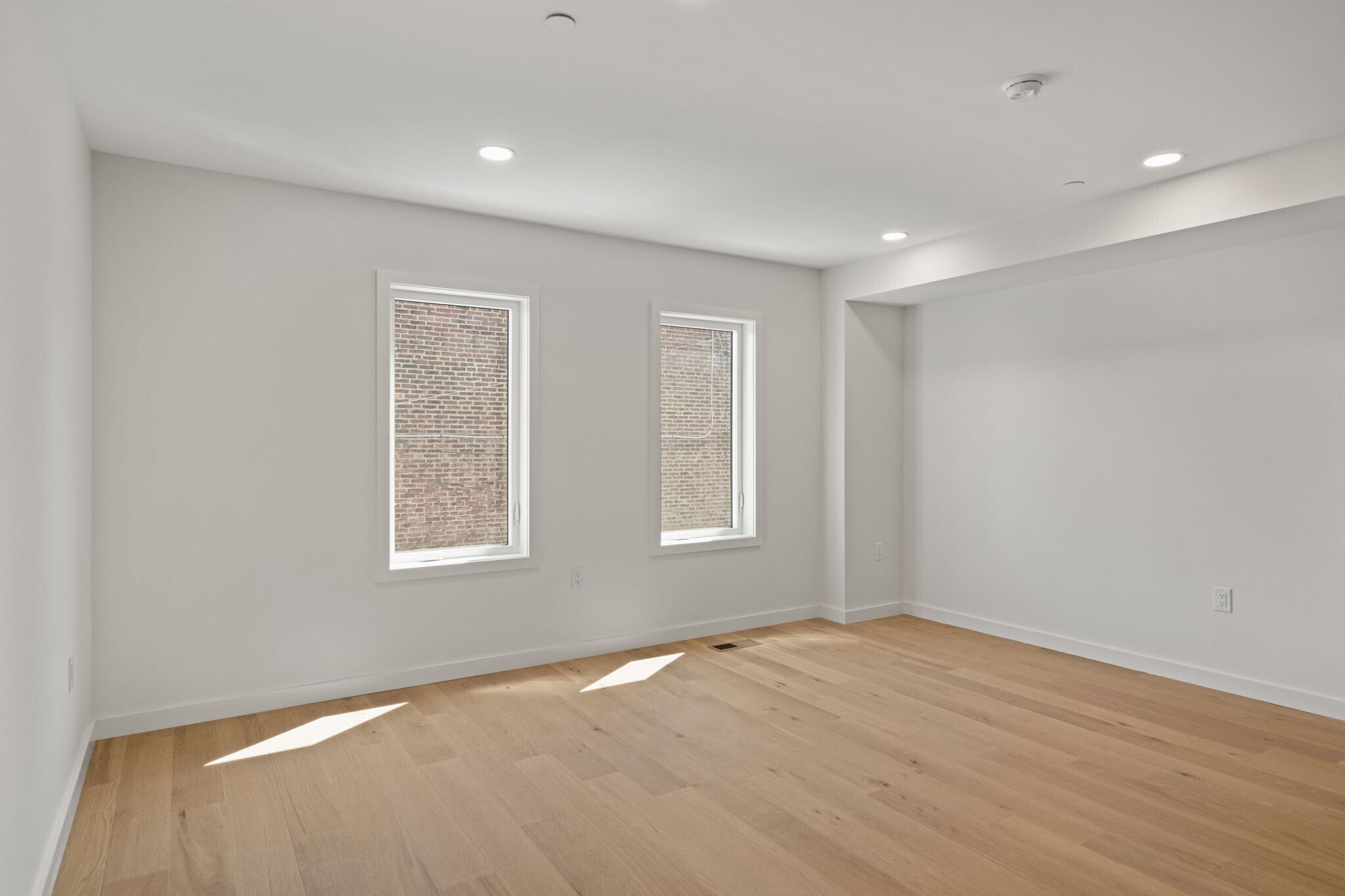 Building Photo - 2613 E Tioga St