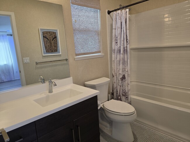 Building Photo - 91-1841-1841 Keaunui Dr