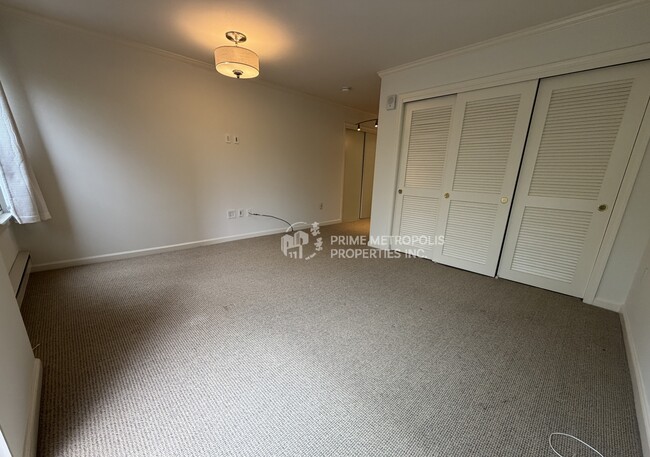 Building Photo - 600 Chestnut St