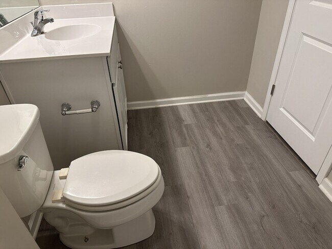 Building Photo - 48 Bellasera Wy