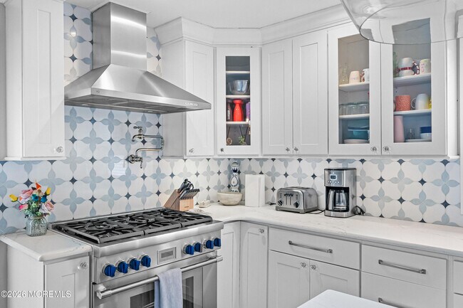 Building Photo - 57 Villa Pl