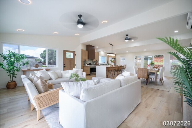 Building Photo - Fully Remodeled, Rarely Available 3BR/2BA/2PKG in Orchard Hills, Aeia Heights