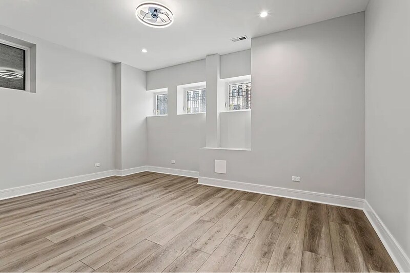 Building Photo - 4827 S St Lawrence Ave