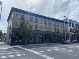Building Photo - 401 W 1st Ave