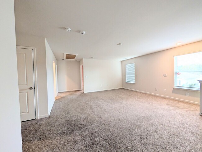 Building Photo - Long Term Rental Home at the Edge of Conway & Aynor, SC