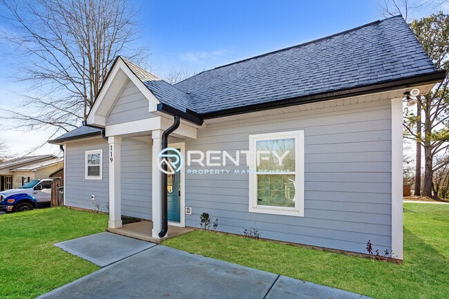 Building Photo - 119 Walnut St