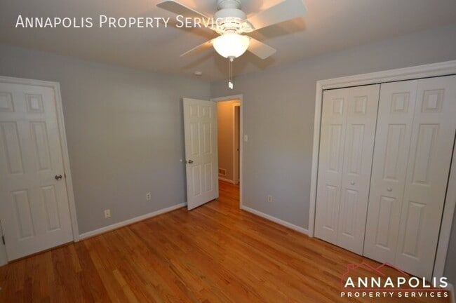Building Photo - 556 Arundel Dr