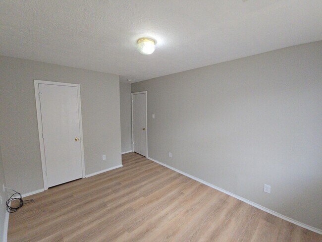 Building Photo - 21802 Westfield Ridge Dr