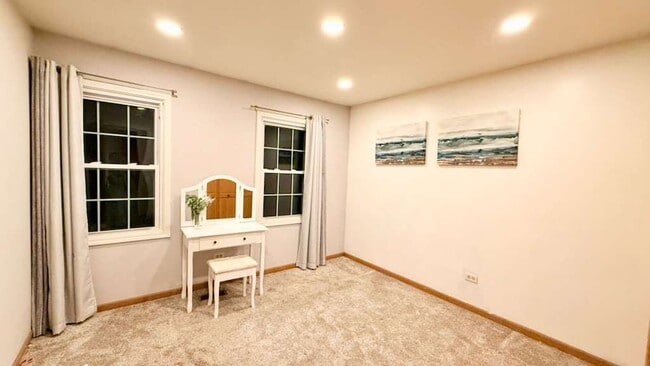 Building Photo - 2071 Madison Ave