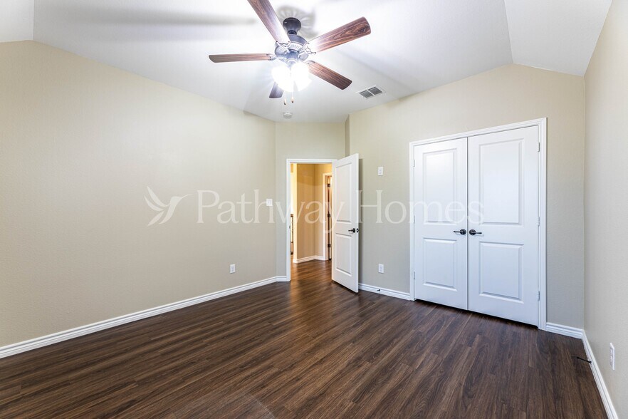 Building Photo - 119 Highwood Ave