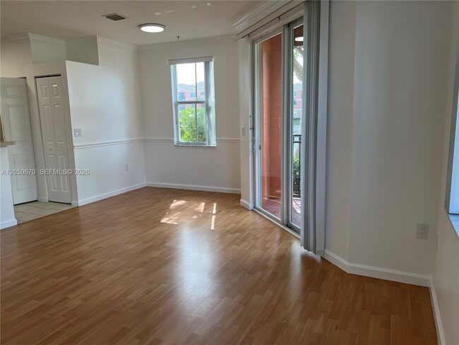 Building Photo - 4600 SW 160th Ave