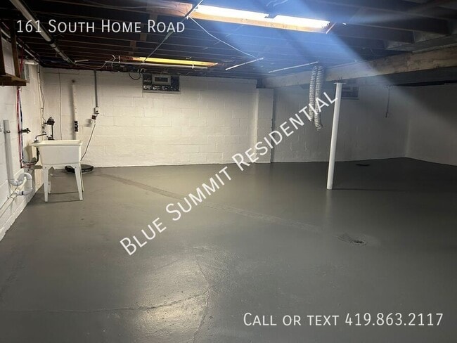 Building Photo - 161 S Home Rd