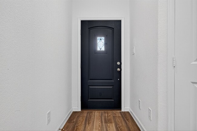 Building Photo - 5415 Tourmaline Wy