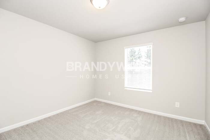 Building Photo - 303 Bascomb Crst