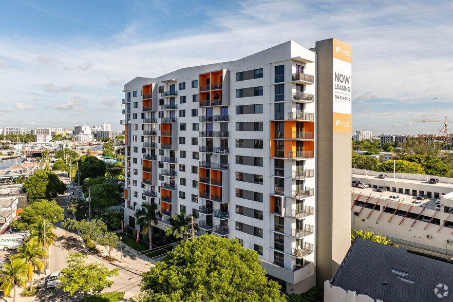 Building Photo - Gallery on the River