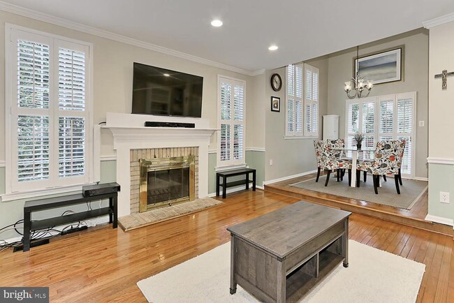 Building Photo - 13610 Soft Breeze Ct