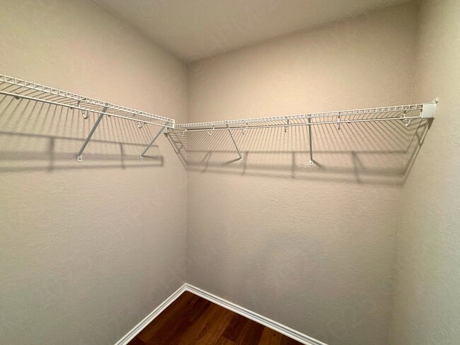 Building Photo - 10330 Gibbons Creek