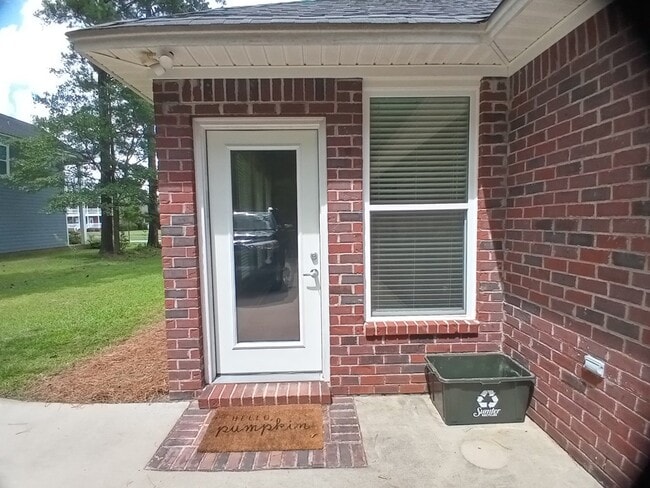 Building Photo - 370 Veranda Dr