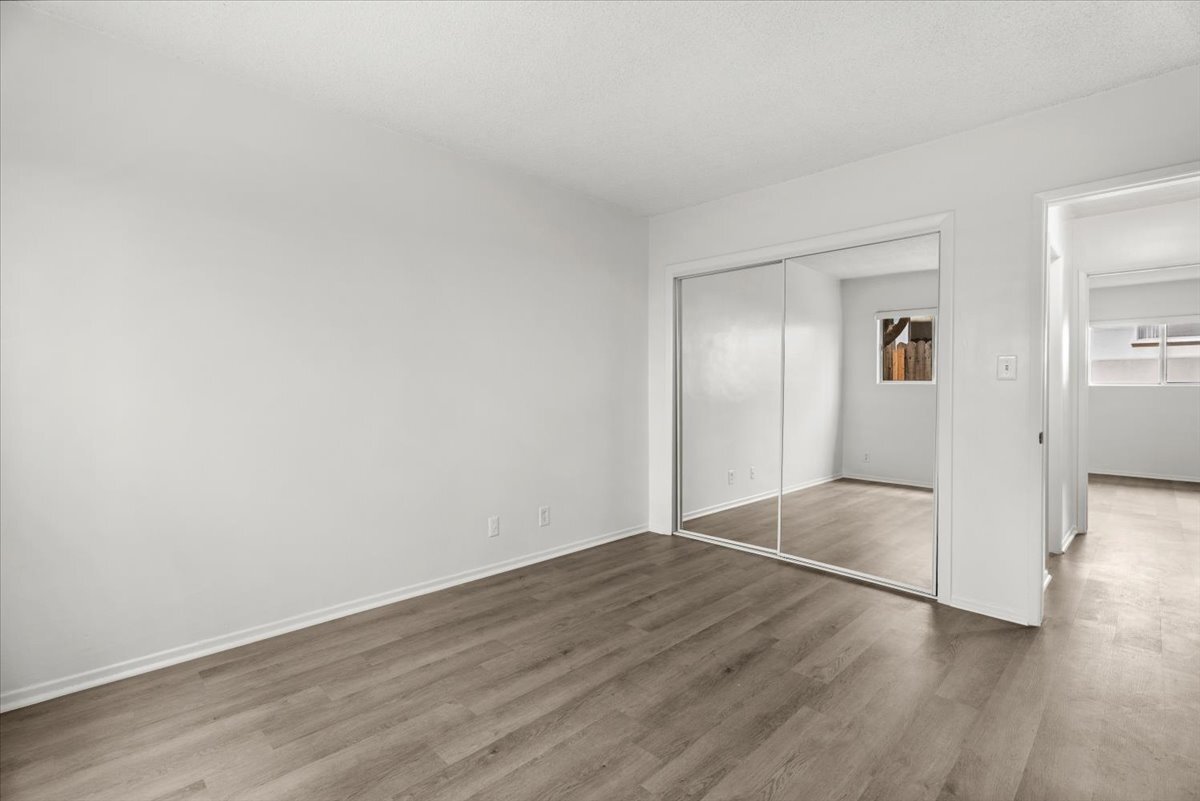 Building Photo - 1236 McClellan Dr