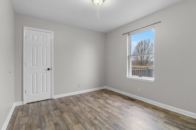 Building Photo - 1302 Sharptail Trail