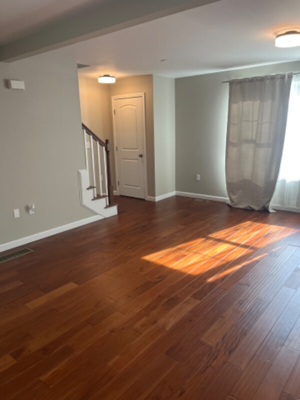 Building Photo - 38 Perham St