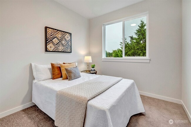 Building Photo - 15008 40th Ave W