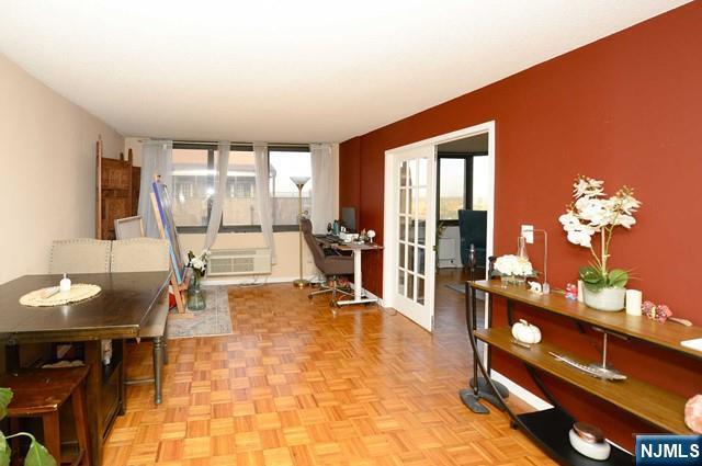 Building Photo - 344 Prospect Ave