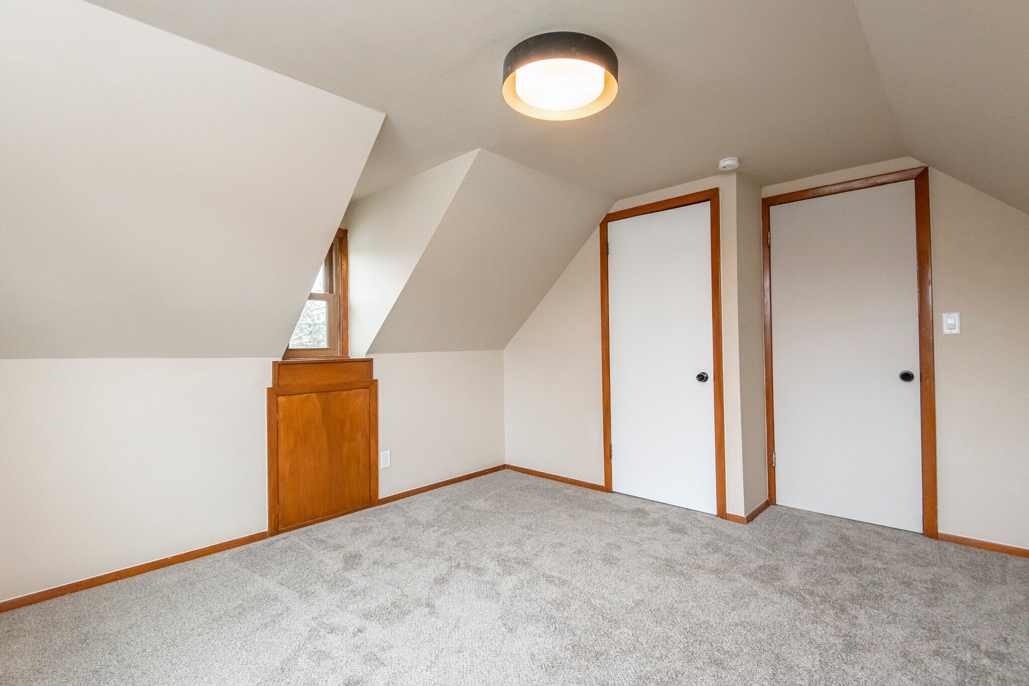 Building Photo - 3500 S Clement Ave