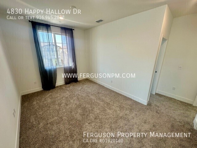 Building Photo - 4830 Happy Hallow Dr