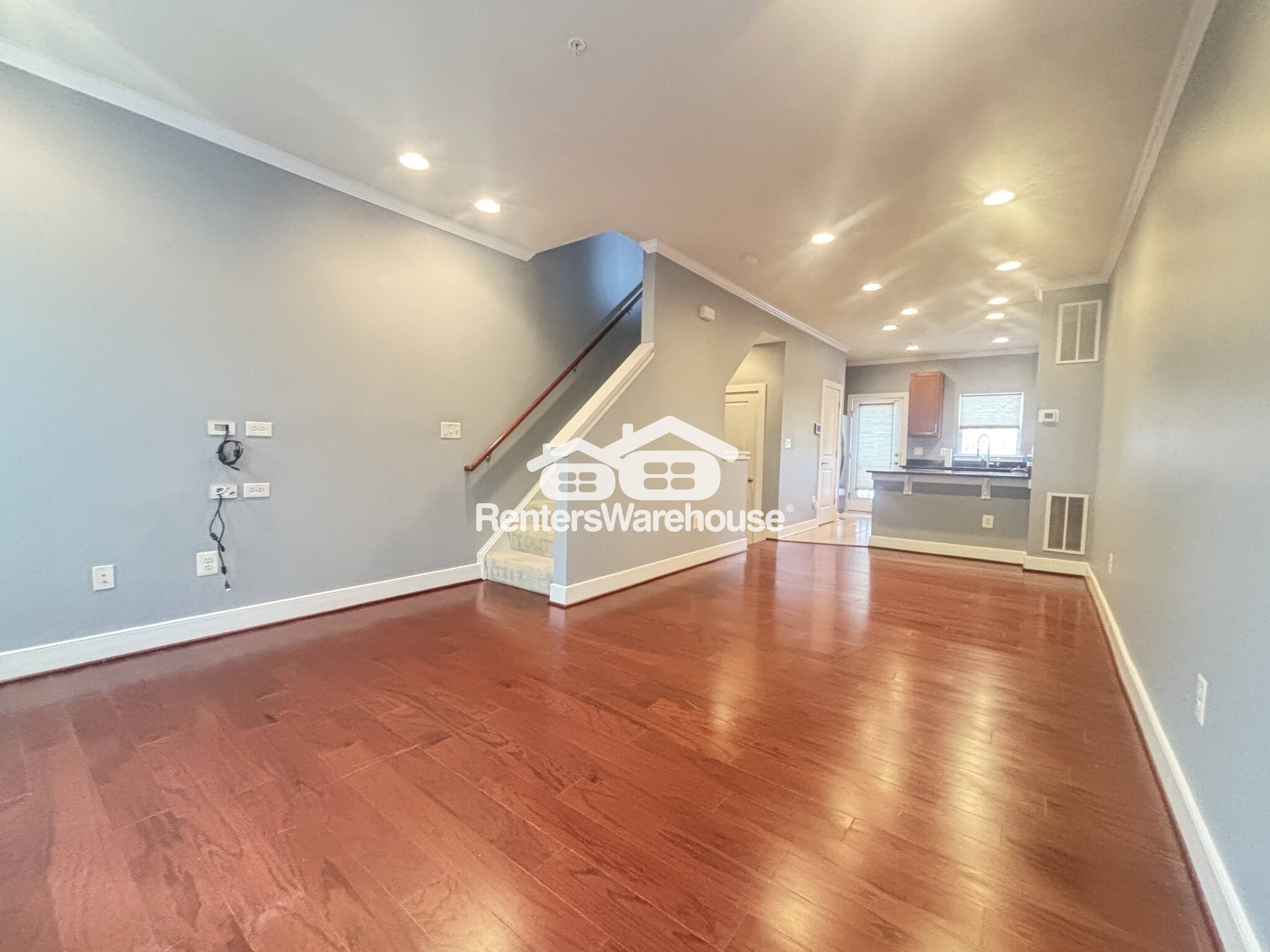 Building Photo - 5722 45th Ave