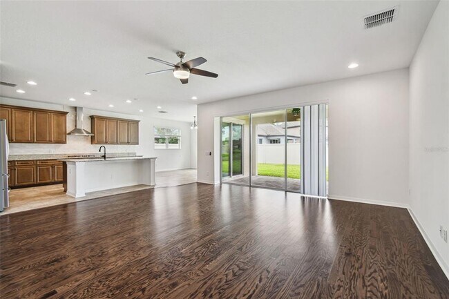 Building Photo - 4215 Tatum Lp