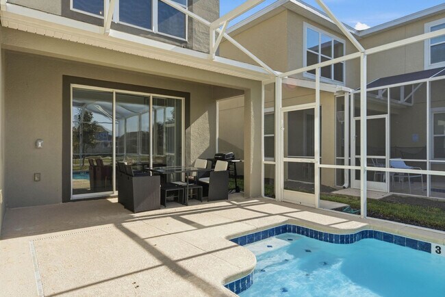 Building Photo - 770 Sticks St