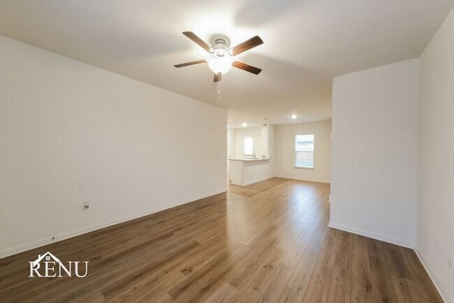 Building Photo - Coming Soon!