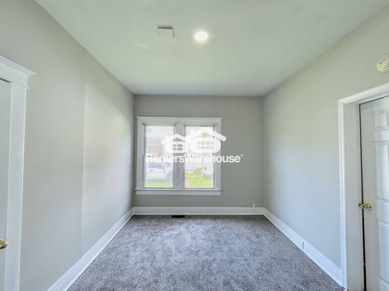 Building Photo - 1247 23rd St