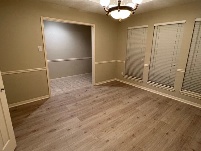 Building Photo - 7955 Pecan Dr