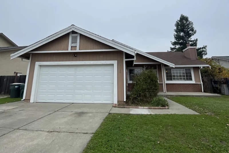 Building Photo - 7426 Skander Way